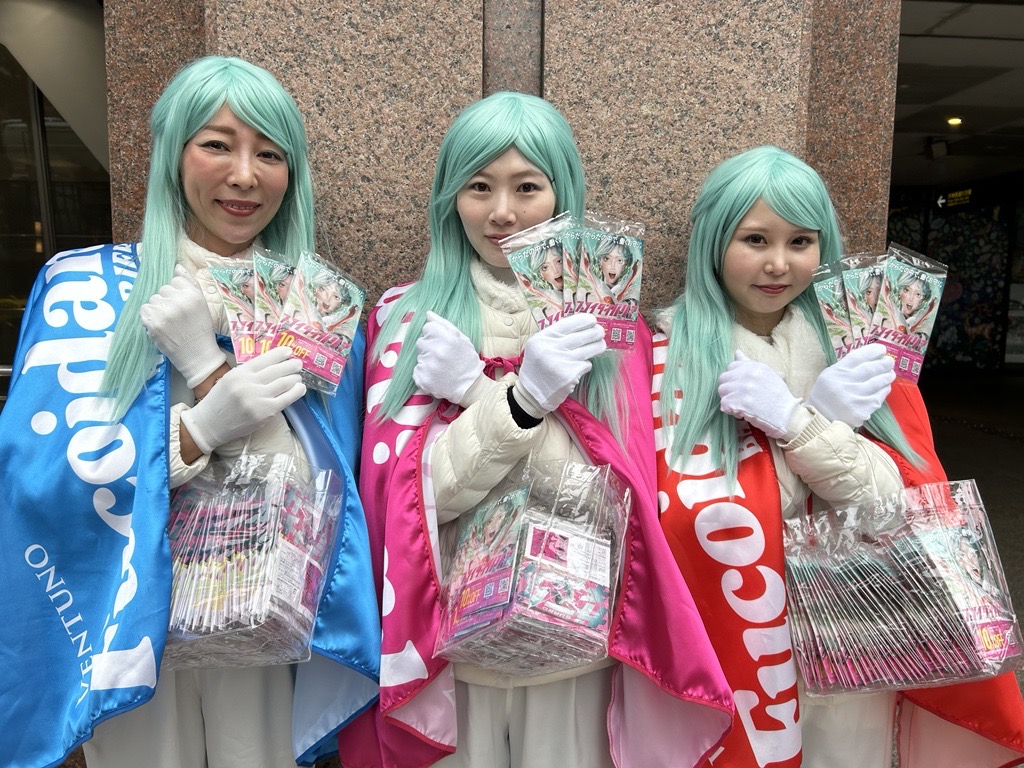 Fucoidanbarrier's tweet photo. 【福岡限定】12/25🎄

🎅本日最終日(18時頃まで）🎅

#ミスフコイダン が #天神駅 で
#フコイダンバリア スパークリングタブレットを
サンプリングしています。

ぜひお声がけください🥰

お配りしている🎁フコイダンバリア
の詳細はこちらから
https://t.co/3xEad6cJvC https://t.co/MA41zjf1Hy