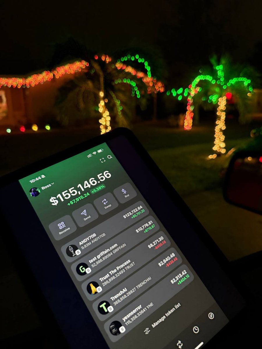 Giving away $5000 to 10 lucky people for Christmas 🎄($500 each)

•⁠  ⁠Like &amp; rt this post
•⁠  ⁠comment done
•⁠  ⁠must be following

Announcing winners on 26th of Dec, Good luck!
🎅🎅🎅🎅🎅🎅🎅🎄🎄🎄🎄🎄