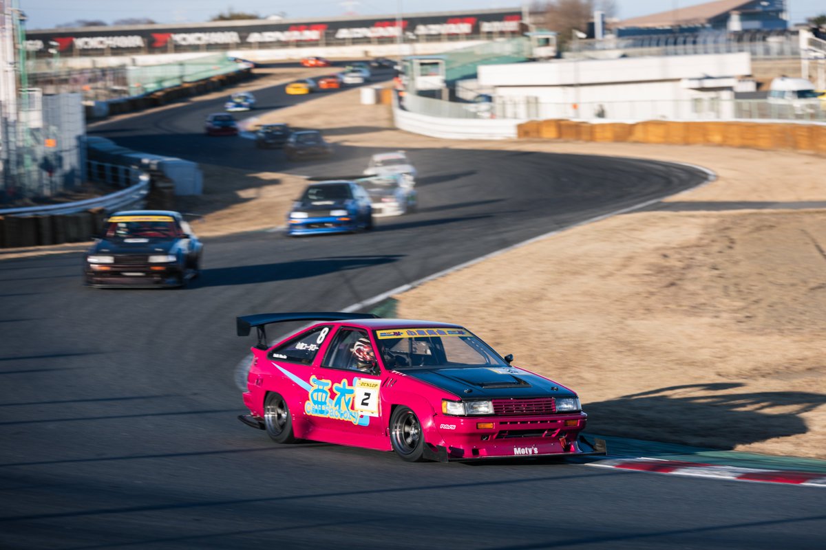 rayswheels_'s tweet photo. !!!
"Champion Wheel"
VOLK RACING TE37V-PRO x TOYOTA COROLLA LEVIN AE86
『ハチロク祭り』内のコンテンツ、
"AE86ワンメイクレース"でTE37V-PROを装着した車両が優勝いたしました。
@86_kotaro
***
#rays #rayswheels #rayswheel #madeinjapan #volkracing #te37vpro #te37v #te37 #volkracingte37vpro #madeinhouse #madebyrays #madeinjapan #toyota #ae86 #ae86n2 #jdm #jdmdaily #jdmsociety #小泉商会 #ハチロク祭り #筑波サーキット
@fruolux