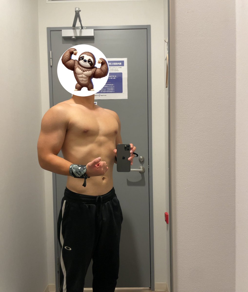 namakefit's tweet image. 胸(エニタイム)

映像)90kg×5 
 
前回より更新ならずだけど、
簡単には更新しませんよね

パーカー着てると重く感じた。
脱いだら上げやすかった。

あっ、メリークリスマス🎅

#気分も大切 
#心の健康
#エニタイム
#筋トレ垢さんと繋がりたい 
#筋トレ好きと繋がりたい 
#胸トレ
#ベンチプレス