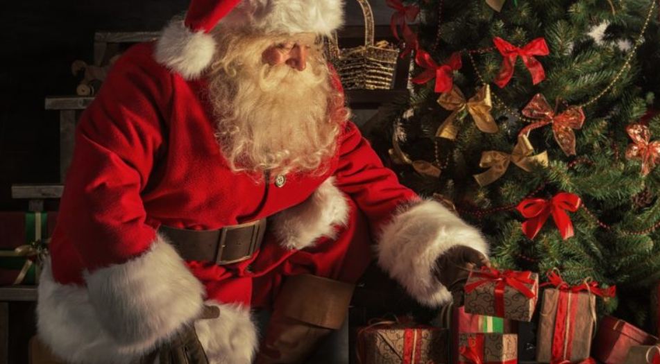 videogamedeals's tweet photo. Free Toys for Good Girls &amp; Boys Tonight via Santa. No Purchase Necessary. https://t.co/nXGIerUS2V