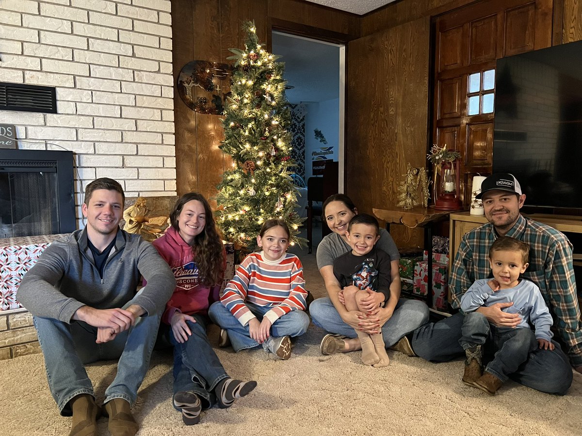 MB from Texas tweet media