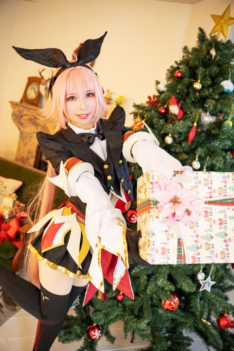 Merry Christmas〜❣️🎁✨🎄

良い子のみんなのところには、サンタアストルフォくんがプレゼントを届けに行っくよ〜〜ん❣️✨

#MerryChristmas