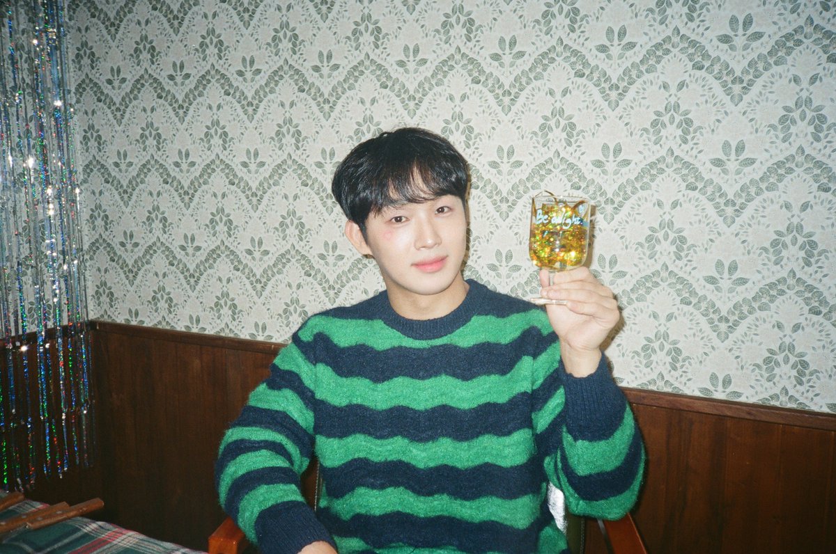 BTOBCOMPANY's tweet photo. [📂]

📂 B:CHIVE
└📁 #BeAlright Concert D-2

. ◜◝--◜◝
( 。・㉨・ )
/　っ <3 と)
ヽ__ つ--つ )

#비투비 #BTOB
#BECOMING_PROJECT
#임현식 #LIMHYUNSIK
@BTOB_IMHYUNSIK https://t.co/rdeGcrUHf2