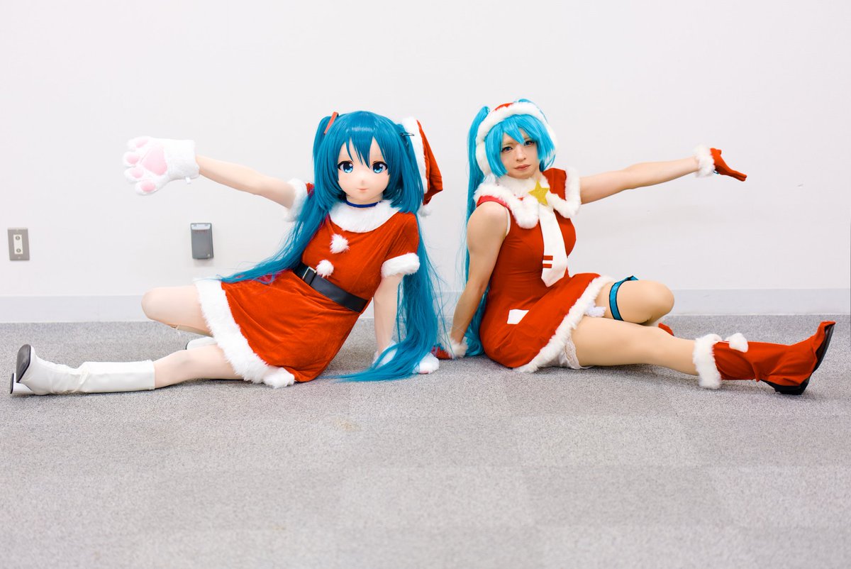 PinkPrettySissy's tweet photo. Cosplay/コスプレ
※加工済み

 VOCALOID/初音ミク（サンタVer.）

初音ミク（サンタVer.） @kig_rimoru
さん

Photo @vistanomonta さん

#ADV019
 #ビクパにいるよ https://t.co/iaah2iwHwd