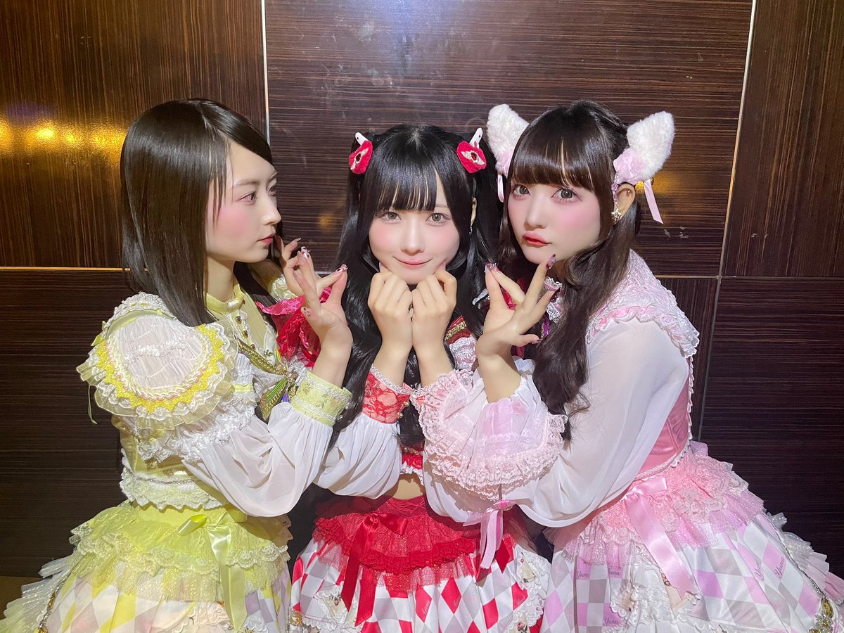 明日出演させていただく #超十代 につきまして、特典会の実施が決まり