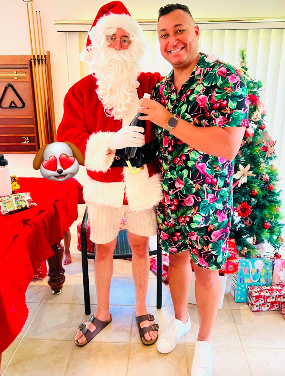 Senator Babet (@senatorbabet) on Twitter photo Merry Christmas from all of us to you and yours. I was lucky enough to get this photo with Santa before he had to go back to the North Pole. Merry Christmas from all of us to you and yours. I was lucky enough to get this photo with Santa before he had to go back to the North Pole.