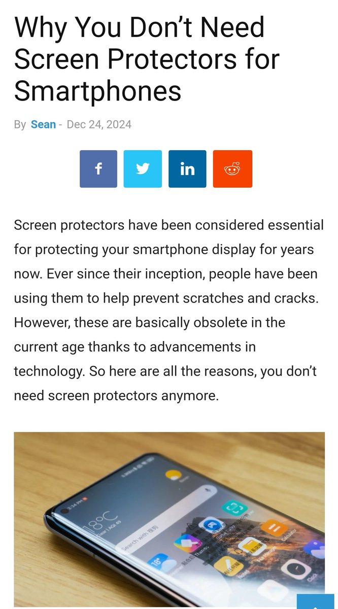 SavageAryan007's tweet image. An advice from someone who broke the rear glass on his last phone because he was using it without tempered glass and screen protector.

I'll be very clear about this, not just for the writers at Gizmochina but for the 2-3 brands marketing this BS.

Glass is GLASS. Even if you