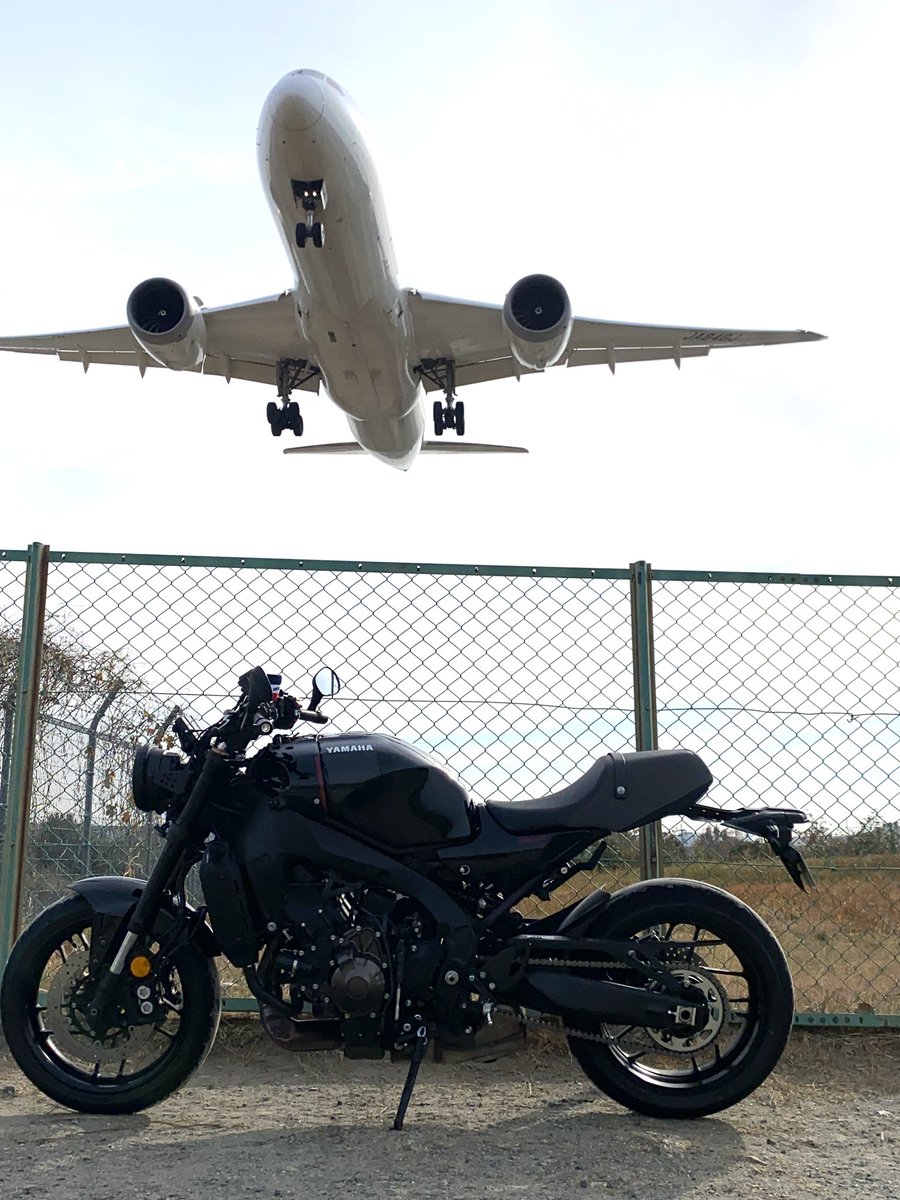 mizo_xsr900's tweet photo. やっと行けました。
ついでに空港寄ってみた✈︎
@MiisaR 
#SHIMAUMA
#大阪空港
#千里川土手 https://t.co/yTYVPdYazg