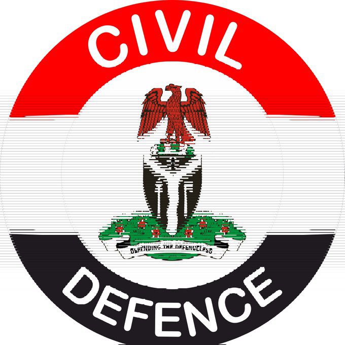 F3_LIX17's tweet photo. NSCDC embodies Nigeria’s fight against crime, from combating illegal refineries to protecting lives and infrastructure. Under Hon. Olubunmi Tunji-Ojo’s leadership, it is undergoing transformation to deliver greater efficiency and safety.

Thread 🧵 
1/7 https://t.co/kIEWtMYURm