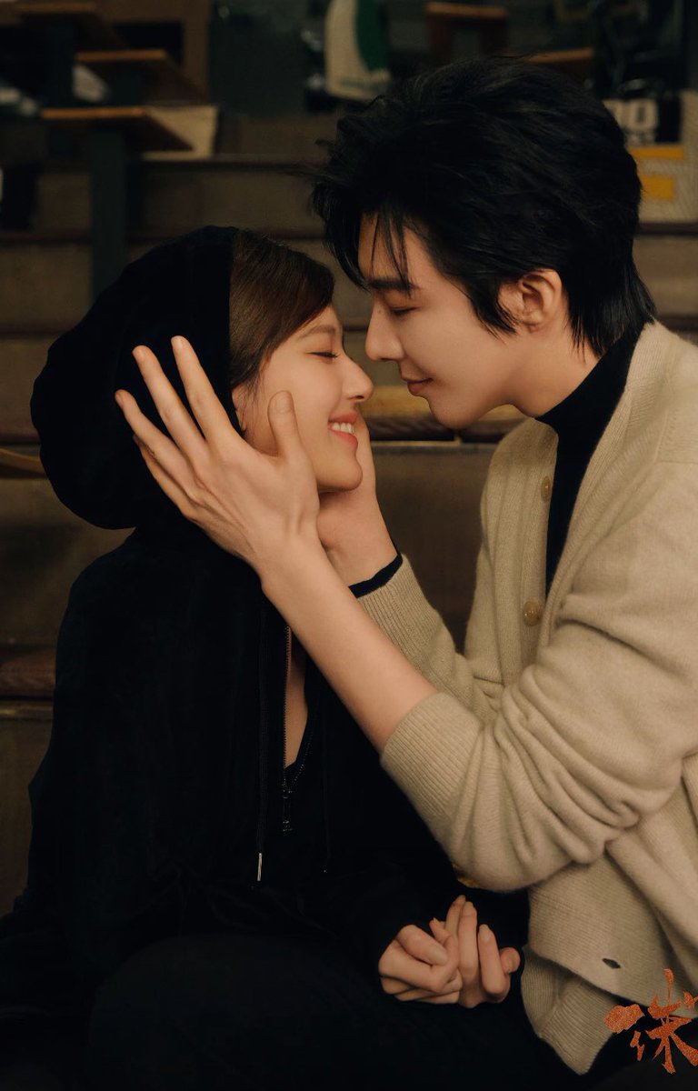 himaemiya's tweet photo. ทำไมcpคู่อื่นของยัยน้องจ้าวลู่ซือ เขามีชื่อแท๊คหมดเลยวะ
แล้วทำไมคู่ฉันมีแต่ชื่อในละคร ทั้ง #Haoyan #ZiWu แต่ชื่อแบบcpคนอื่นไม่มี ฉันตั้งเลยได้มะ #หนิงซือ #NingSi ฉันอยากมีแท๊คเล่นบ้าง
#ZhaoLusi #LiuYuning https://t.co/oiGr9g2ojW