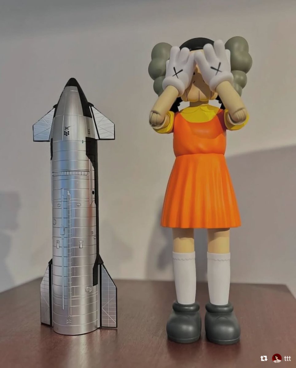 choidot's tweet image. [241225  #TOPstagram ]  #TTTOP Instagram Update ! 

"𝐃-𝟏 🎄🎰"

#TOP #TTTOP #탑 #최승현 #CHOISEUNGHYUN #choi_seung_hyun_tttop #SquidGame2 

📍instagram.com/p/DD_R50qSjb6/…