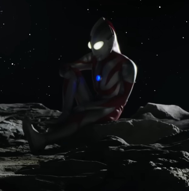 UchuKeibitai's tweet image. What I got this Christmas:
1. No friends
2. Loneliness
3. Potential breakup