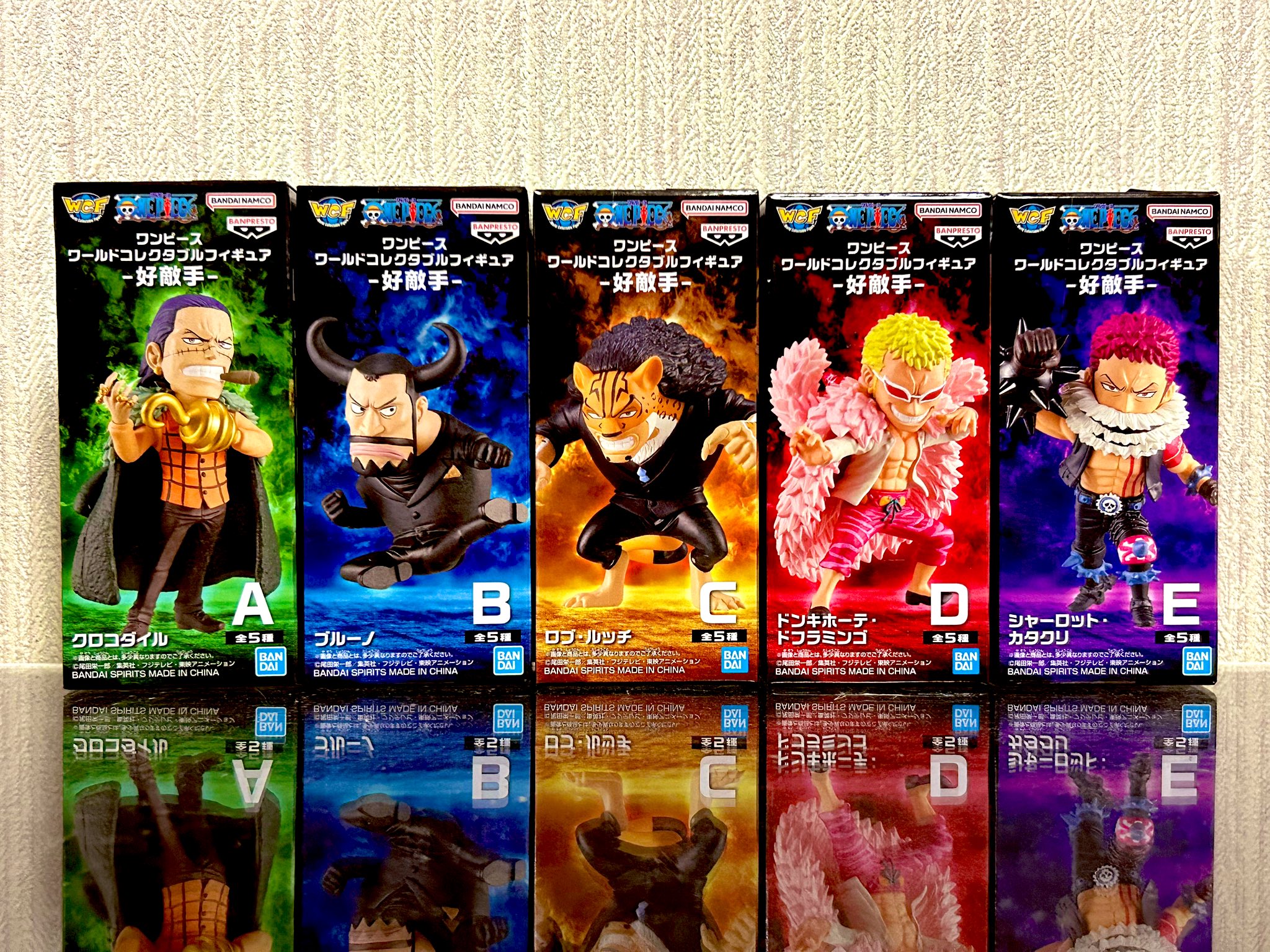 ワンピース　ワーコレ　団長 Amazon.co.jp: ワンピース ワールドコレクタブルフィギュア ログ