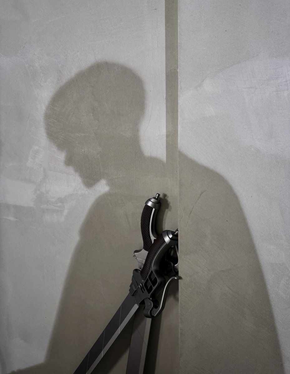 Merry Christmas &amp; Happy Birthday to me🎅

#levi #leviackerman #cos #cosplay #attackontitan #利威尔 #兵长 #进击的巨人