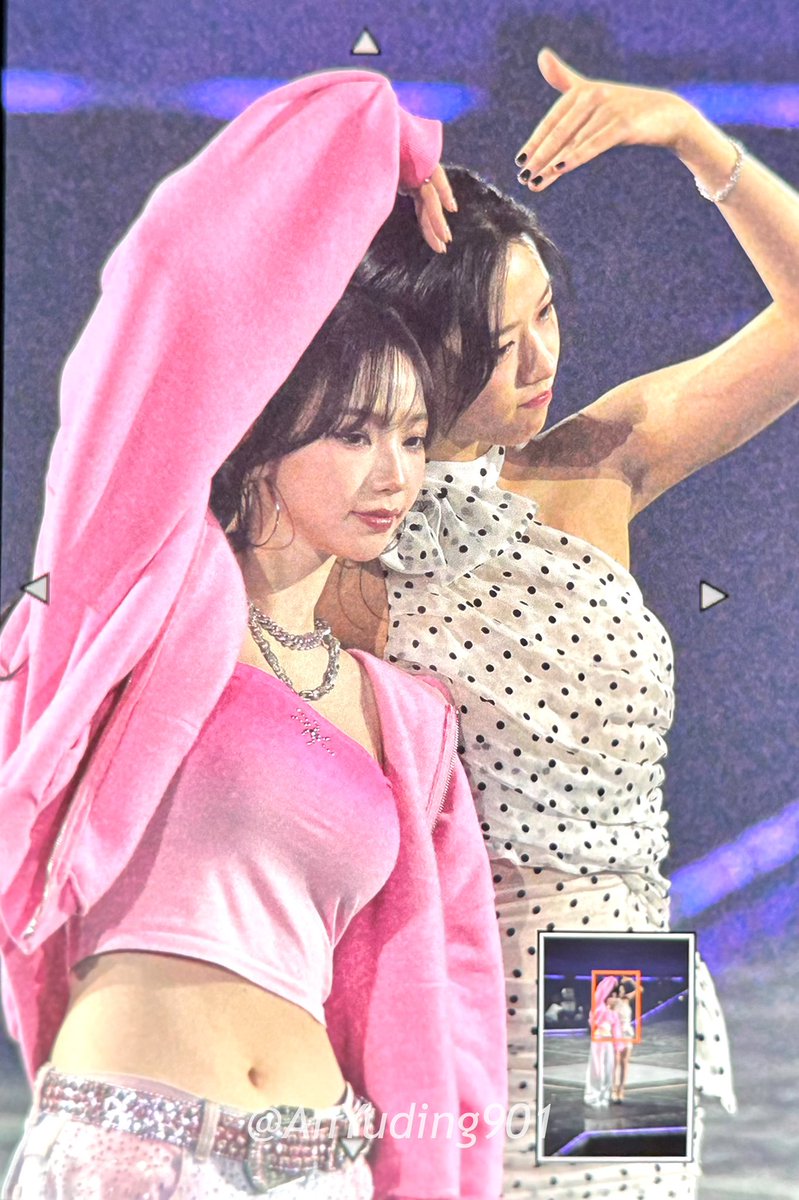 241225 Yujin and Karina at SBS Gayo Daejeon 🥹

#아이브 #IVE #안유진 #YUJIN
<a href="/IVEstarship/">IVE OFFICIAL</a> <a href="/IVE_twt/">IVE</a>
#KARINA #카리나 
#AESPA #에스파 
<a href="/aespa_official/">aespa</a>