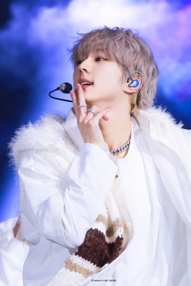 EternityJW_0209's tweet photo. 241225 SBS 

#양정원 #정원 #JUNGWON  
#ENHYPEN #엔하이픈 #ジョンウォン https://t.co/odpdNlhc06