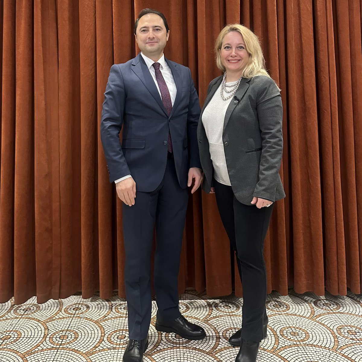 Bilişim sektöründe beraber çalıştığım, Microsoft ve Turkcell’de milli projelere imza attığımız değerli arkadaşım CHP Şişli İlçe Başkan Yardımcısı Alper Şahin ile yeni dönem projeleri konuştuk. <a href="/alpersahin/">Alper Şahin</a>