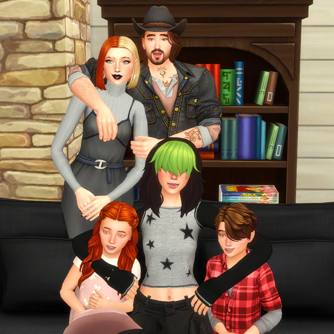 vorpixiel's tweet photo. new family portraits 🫶
#TheSims4 #TS4 #Sims4 #ShowUsYourSims https://t.co/ACRZNW6qq3