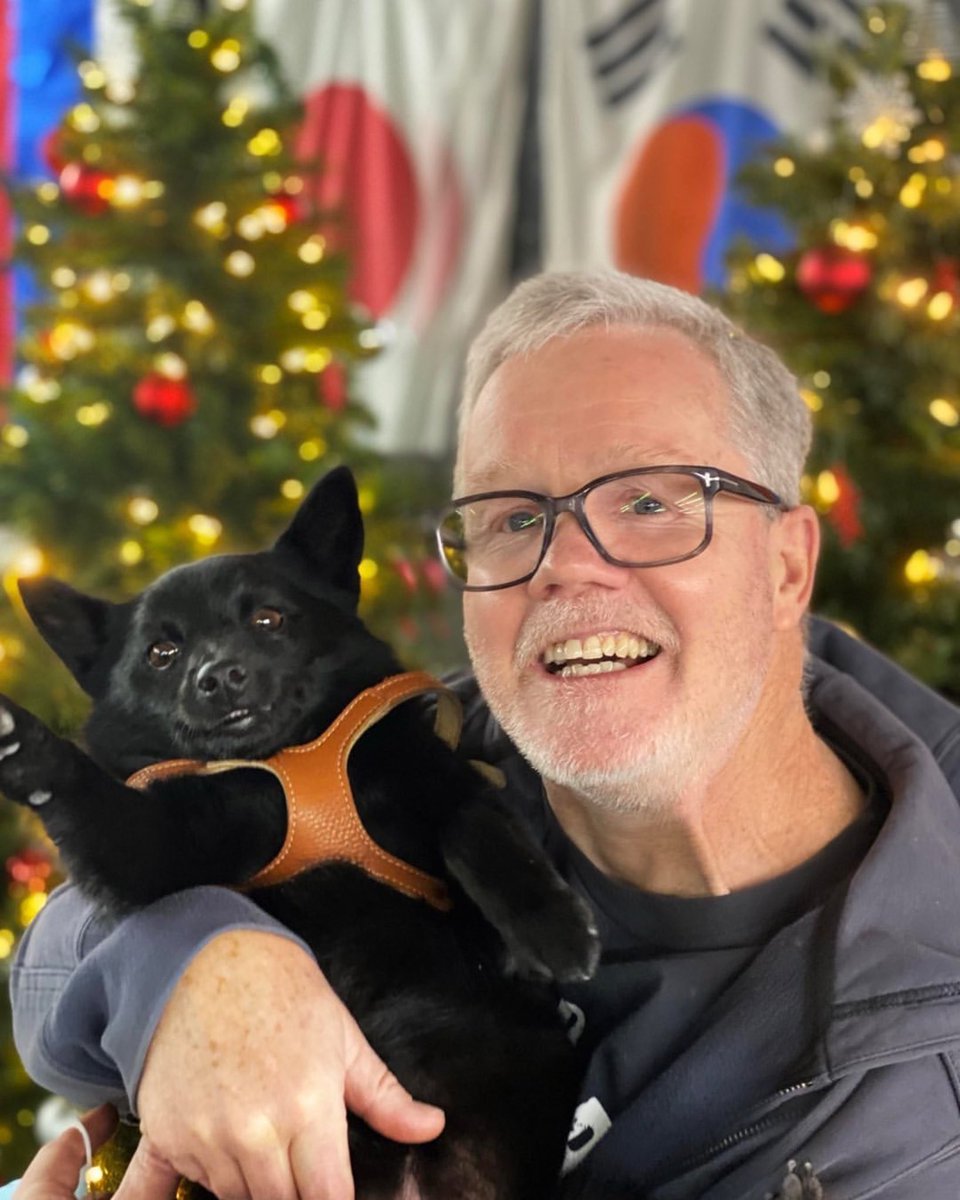 Freddie Roach (@freddieroach) on Twitter photo Happy Holidays Merry Christmas 🎄 ✨ #happyholidays #merrychristmas #minnie #adoptdontshop #dogdad #wildcardboxing #wildcardboxingclub #boxing #freddieroach #fighter #boxer #trainer #boxinglife #fightlife <a href="/WildCardBoxing1/">WildCardBoxingClub</a> <a href="/WCBstore/">WildCardBoxingStore</a> <a href="/ufcstore/">UFC Store</a> Happy Holidays Merry Christmas 🎄 ✨ #happyholidays #merrychristmas #minnie #adoptdontshop #dogdad #wildcardboxing #wildcardboxingclub #boxing #freddieroach #fighter #boxer #trainer #boxinglife #fightlife <a href="/WildCardBoxing1/">WildCardBoxingClub</a> <a href="/WCBstore/">WildCardBoxingStore</a> <a href="/ufcstore/">UFC Store</a>