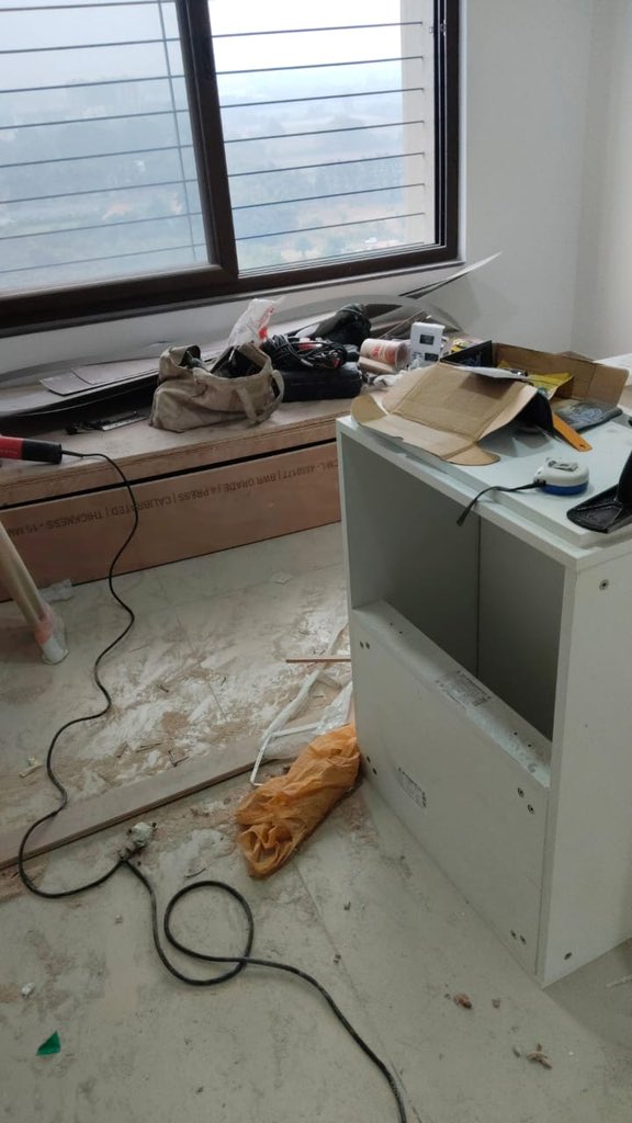 Pratyoosh7's tweet photo. @livspace , extremely disappointed with your service for Mrs. Priti Pradhan’s project at Treeland Society, Nashik. Committed date was Dec 8, then Dec 22, and still incomplete. We have a home opening on Jan 2, 2025, and no one is responding to calls. Please resolve this urgently ! https://t.co/SVpEs8M4xM