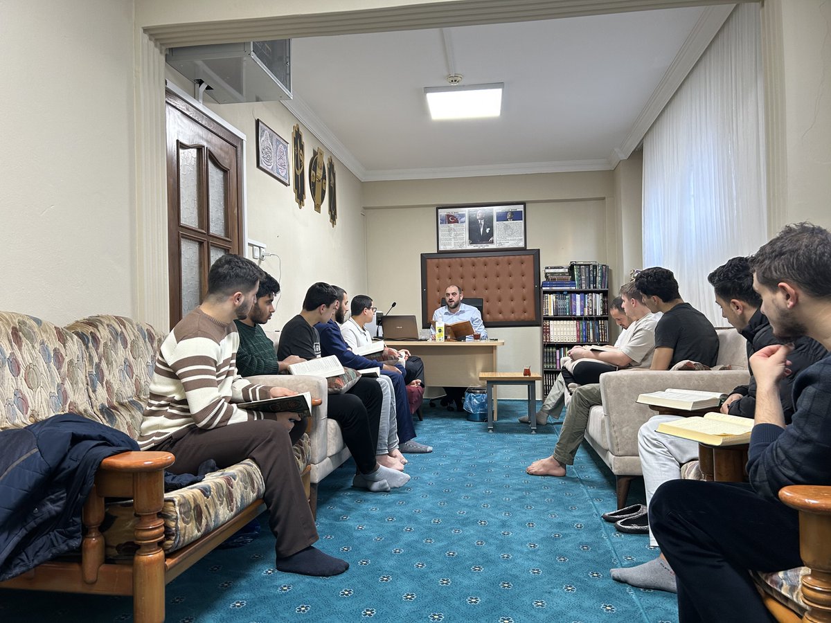 Nûrüddîn Abdurrahmân b. Nizâmiddîn Ahmed b. Muhammed el-Câmî’nin kaleme aldığı Molla Câmî (el-Fevâ’idü’z-Ziyâ’iyye) dersinden bir hatıra..