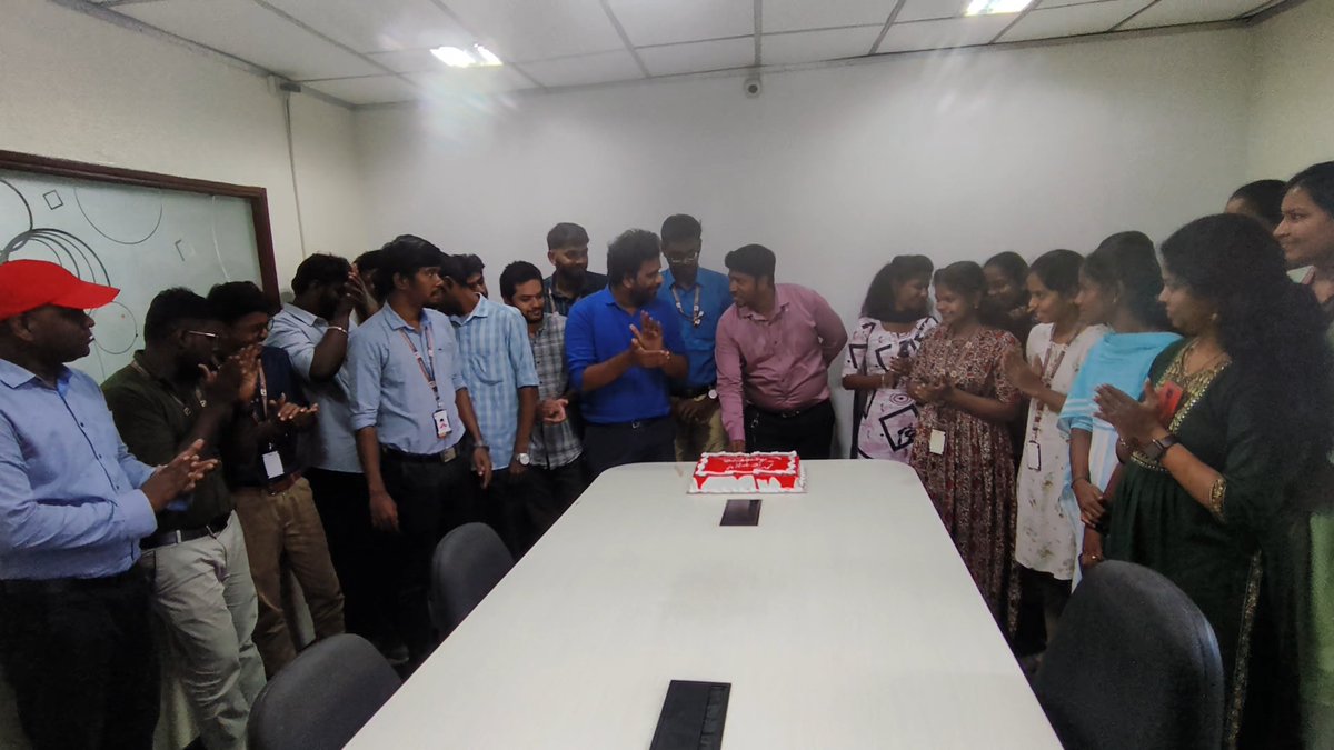 snmramalingam's tweet photo. πβ¨Christmas is not just a season; itβs a feeling!π
π
Grateful for a team that celebrates together and works together.
Let's carry this joy and motivation into the new year!πβ€οΈ
#TeamSpirit #ChristmasCelebration #suryainformatics #suryainformaticssolutions #zoho https://t.co/0TDkdRUe9l