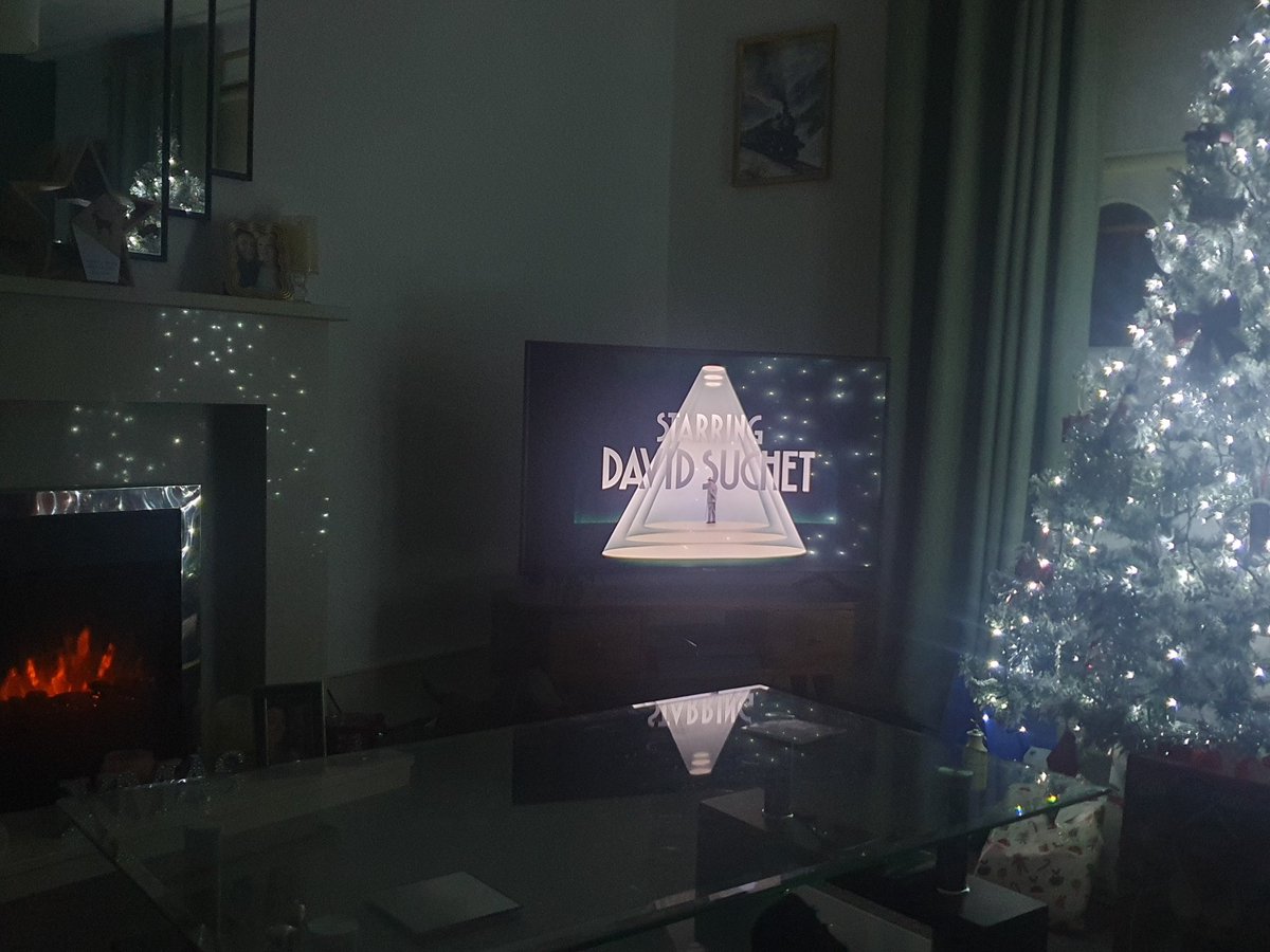 deecal1980's tweet photo. Xmas morning starts well. While waiting for the rest of the house to wake up @labourshercule https://t.co/IiGhK65SKI