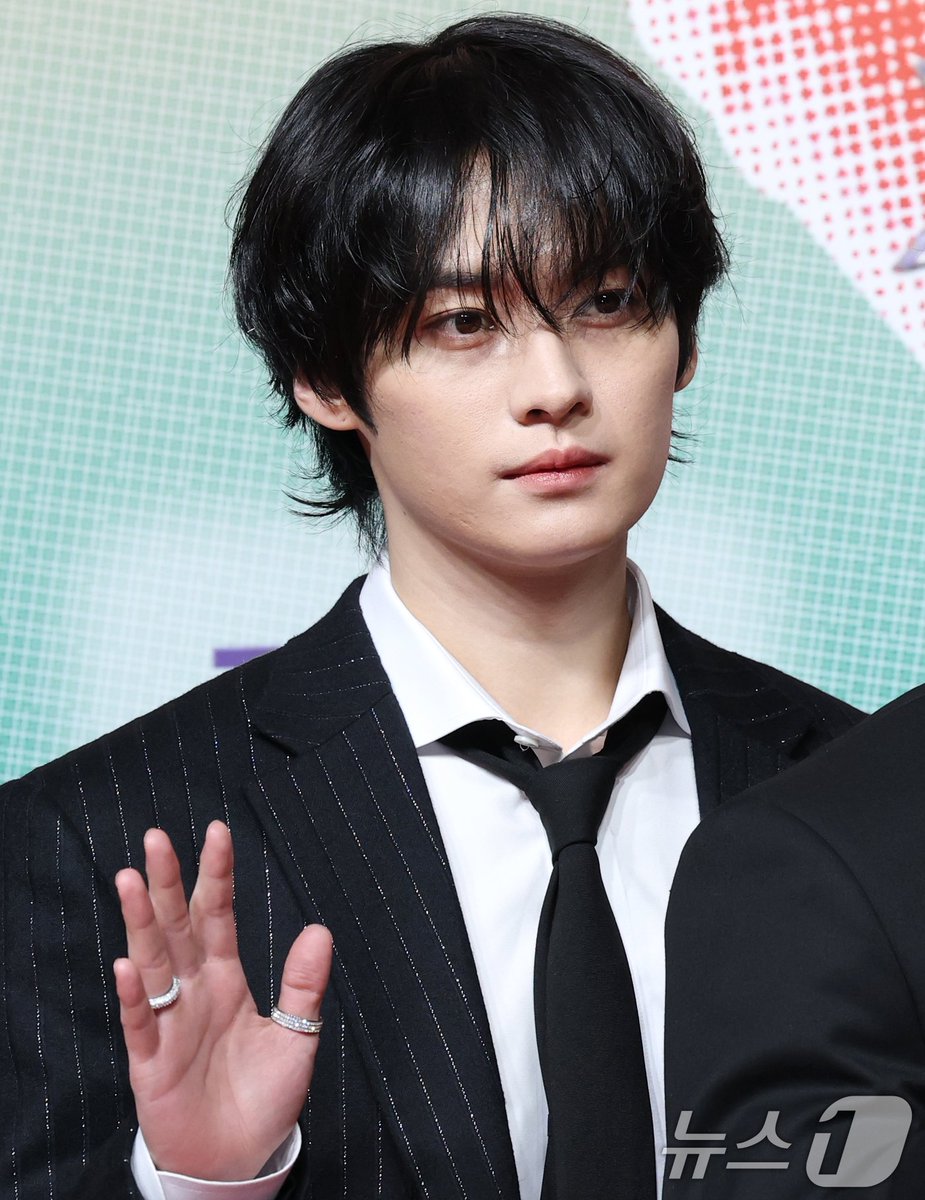 Lee Know of Stray Kids at 2024 sbs gayo daejeon.