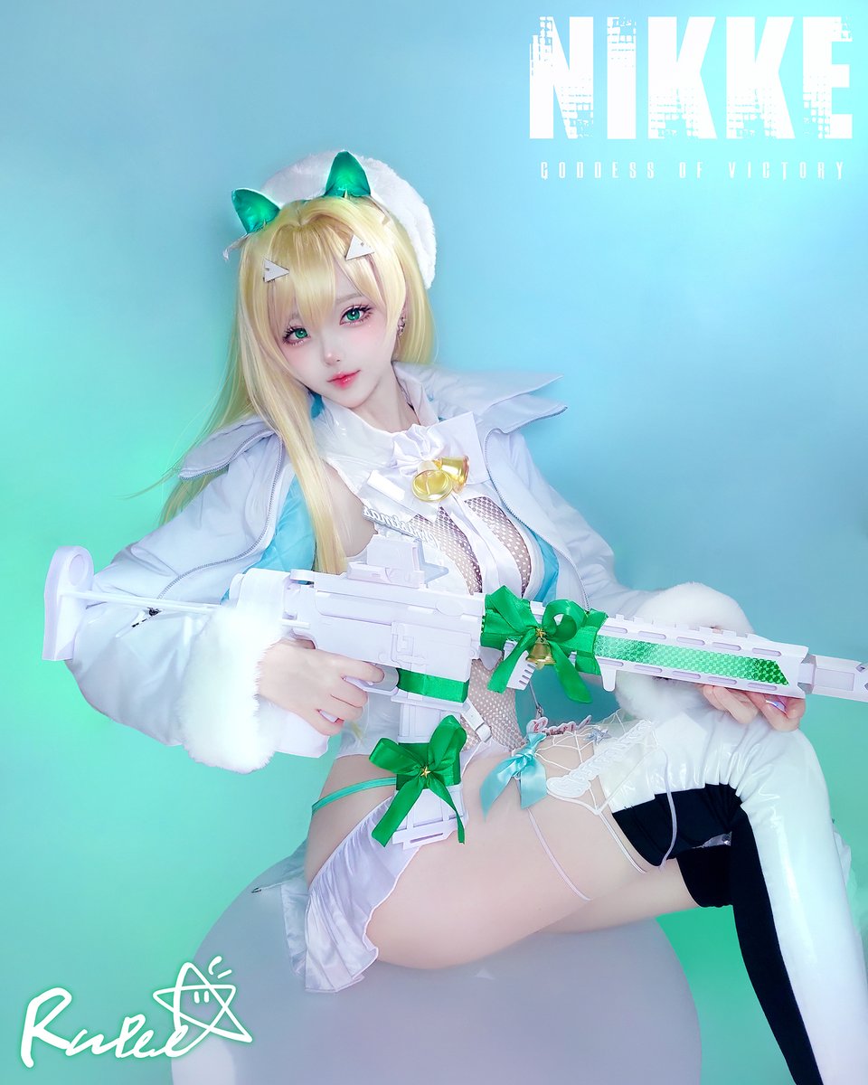 seolhee_sz's tweet photo. 【NIKKE】 Rupee : Winter Shopper

💚happy christmas!💚

.
.
#NIKKE #妮姬
#コスプレ #cosplay https://t.co/RksLyn6Kys