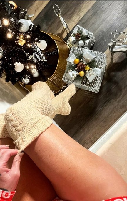 Watch Shay Fox's leaked NSFW photo on TwXstars