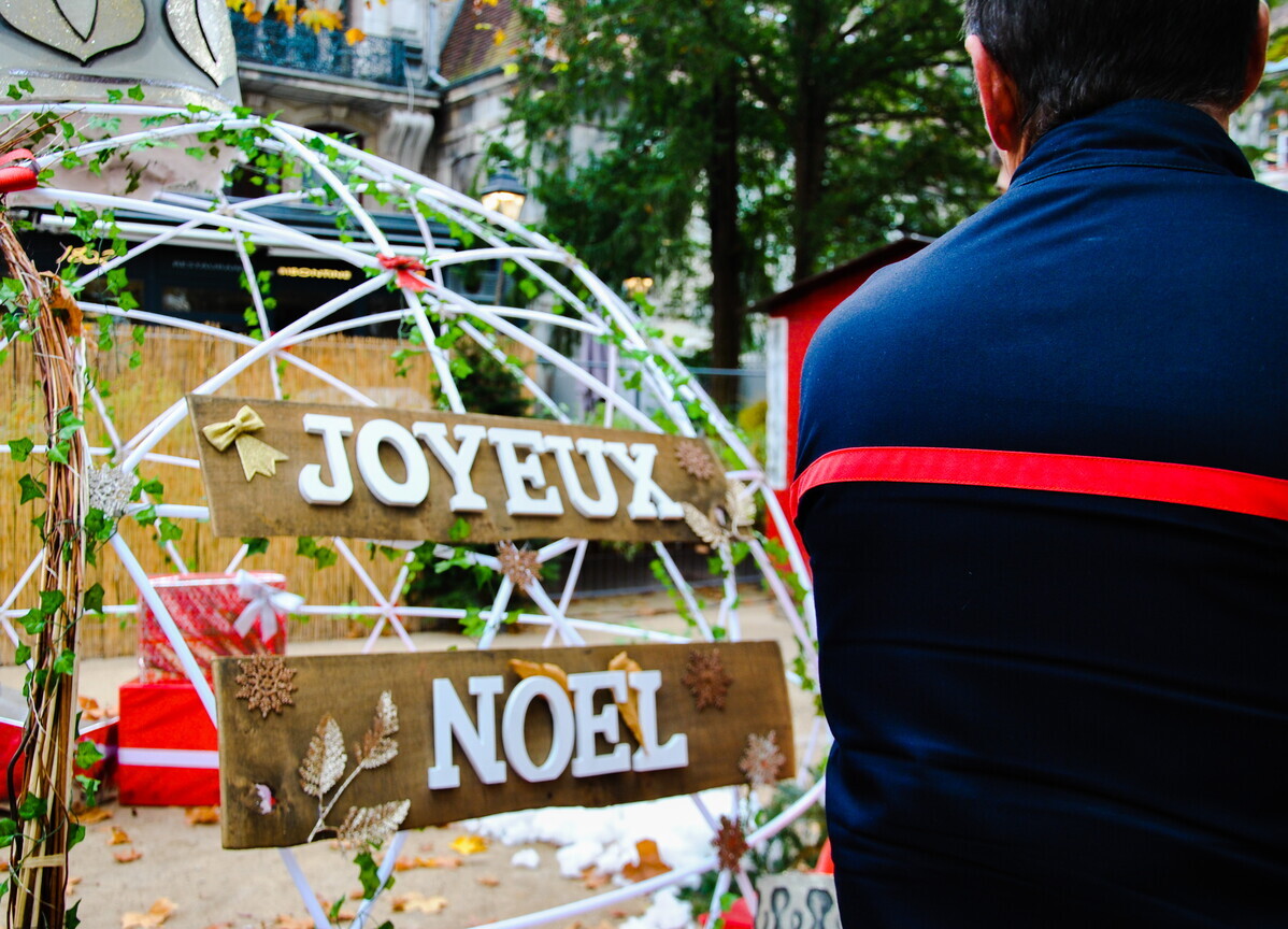 Les sapeurs-pompiers du Doubs vous souhaitent de très belles fêtes de fin d'année ✨