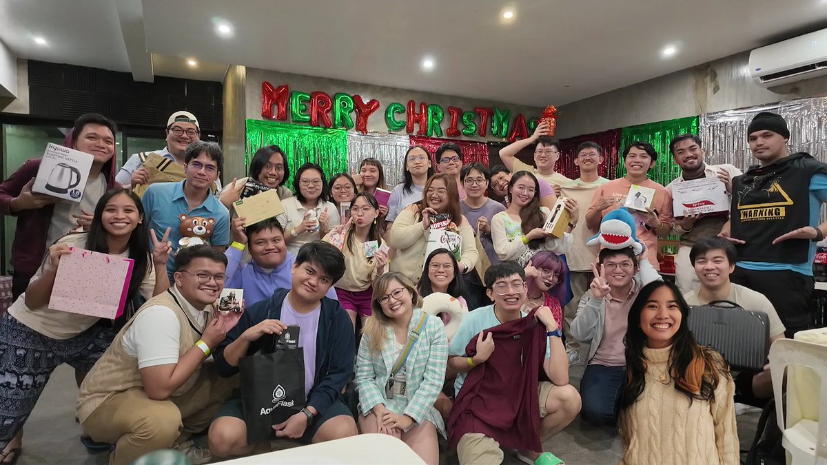 whitewidget's tweet photo. Celebrating the season with the best gift of all—our amazing team! 🎄❤️ This year’s out-of-town Christmas party was filled with only good vibes and holiday cheer.

Here’s to wrapping up another fantastic year together! 🎉

#whitewidgetchristmas #teamholiday #workfamily https://t.co/5nNHFMYbO9