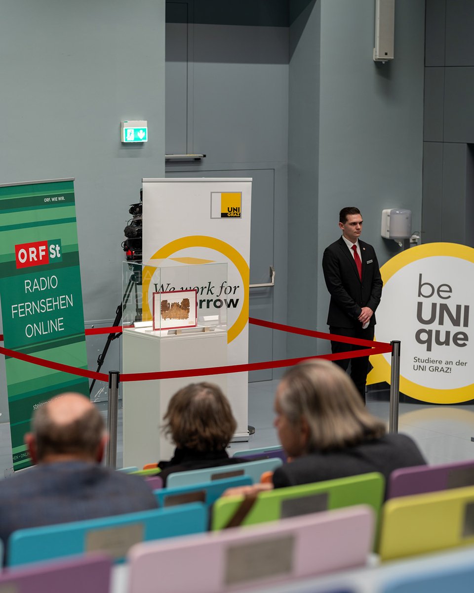 UniGraz's tweet photo. 🎥 Letzte Woche feierte die @ORF-Dokumentation "Das Grazer Mumienbuch" im Alumni Hörsaal der #unigraz Weltpremiere ! ✨
📺  Das sind die Sendetermine:

🟡 29. Dezember 2024, 18.25 Uhr,  ORF 2
🟡 3. Jänner, 11.05 Uhr, ORF 2

#mummybook #weworkfortomorrow #universityofgraz https://t.co/jxGC3AW1UG