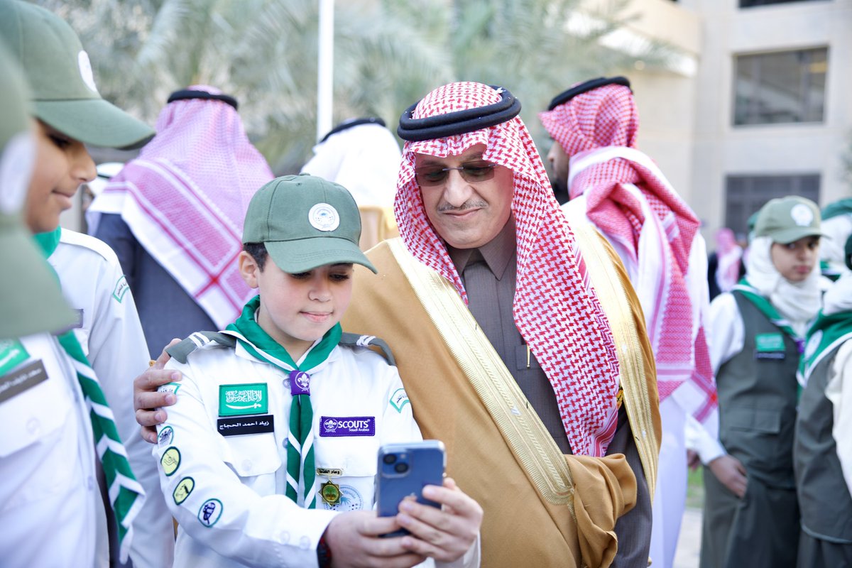 minister_moe_sa's tweet image. شاركتُ أخي معالي @aalswaha تدشين أول مدرسة ثانوية للموهوبين في التقنية بأكاديمية طويق؛ لتكون رائدةً في تمكين الجيل القادم لقيادة الحضارة الرقمية، وصقل مهارات أبنائنا وبناتنا، وتعزيز قدراتهم، وتأهيلهم لتطوير المشاريع النوعية والأبحاث العلمية.. نحو مستقبل تقني منافس لأجيالنا.