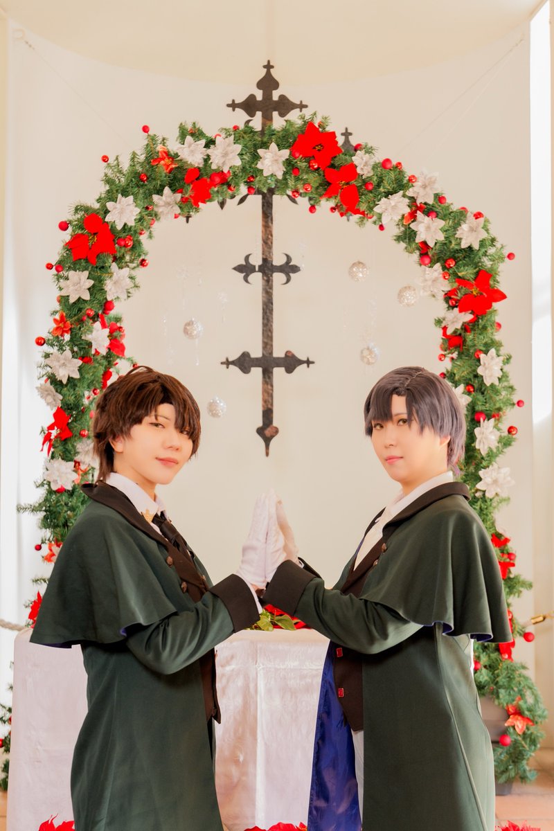 【cos】  mhyk

　　　　  聖なる夜に祝福を

　　　　　『ノスコムニア』
。 ❅゜ ゜・　❆　゜　・ 。 ❅。゜　・゜・　

Snow ゆーの
White 音波

Photo トシさん

#志摩コス2024 #まほやく_cos