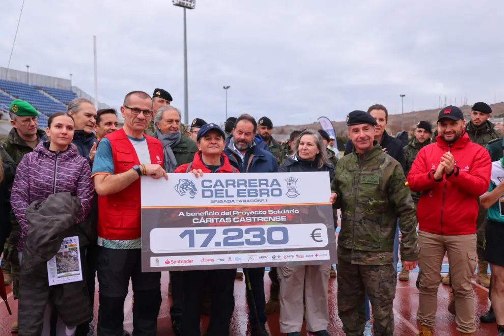 carreradelebro's tweet image. ¡Feliz Navidad de parte de la Carrera del Ebro!

Estas fechas son especiales, llenas de magia y solidaridad. Como lo es la Carrera del Ebro, donde todo se mueve en torno al fin solidario de la prueba.