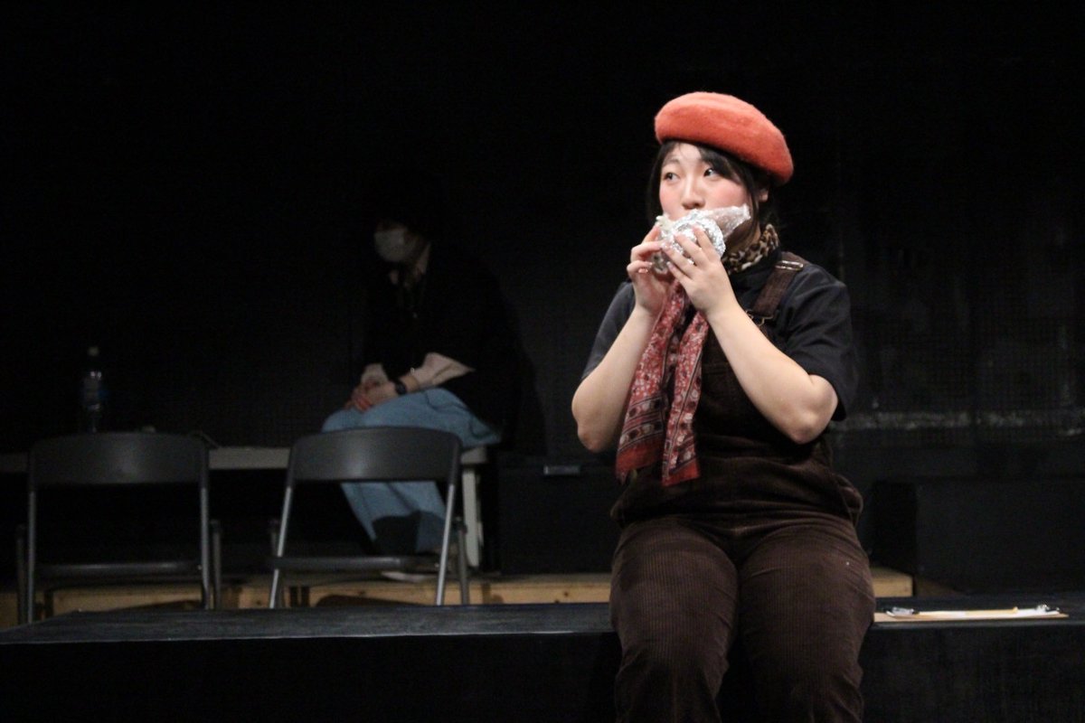 awotomoshite's tweet image. ◇◇❖◆◆❖◇◇❖◆◆❖◇
　　　　公演初日
◇◇❖◆◆❖◇◇❖◆◆❖◇

本日の上演
18:30開場　19:00開演（上演時間：85-90分）

当日券のご用意もございます。学生会館B203でを待ちしております！

#あをともして　#VAIN