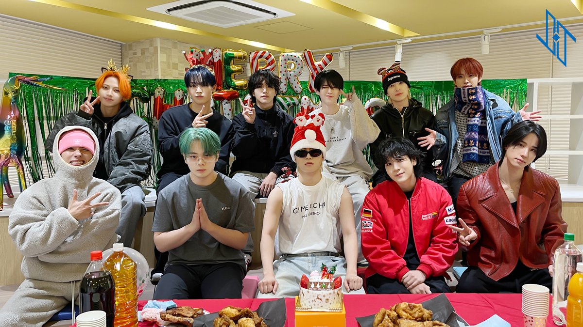 JO1 FCコンテンツ更新！

🎄Merry Christmas🎄
JO1サンタからメッセージ💌が届きました…🎅

JO1公式HP内 FCコンテンツ
『MOVIE』よりチェックして下さい！

▶️jo1.jp

#JO1