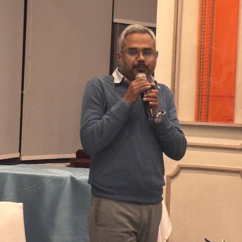 Grateful to Mr. Sambhrant Krishna, Advocate on Record, Supreme Court, and Economist, for sharing your valuable inputs during the discussion on 'From Bretton Woods to Kazan (BRICS): Promoting India's Interests.' 🙏 #DOST #EconomicPolicy