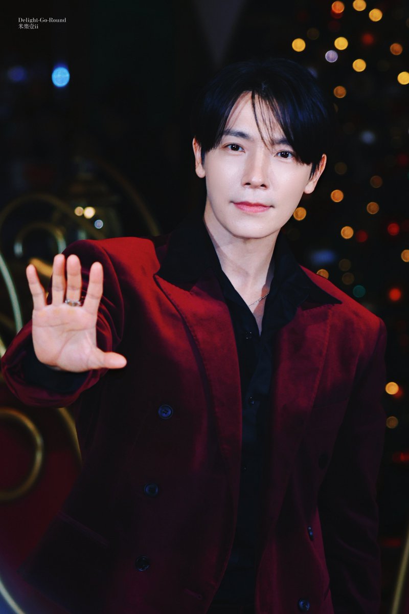 imqqqii17's tweet photo. 漂亮宝宝圣诞快乐
#Delight_Go_Round
#SuperJuniorDNE
#SUPERJUNIOR 
#슈퍼주니어 
#Donghae 
#李东海 
#이동해 
#ドンへ https://t.co/xJLQrQZOA3