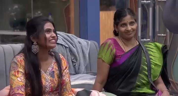 Ssssssssssshhu's tweet photo. #Raanav family is just pure and real😂❤✨Such a typical family. And #Raanav is indeed a valandha kollandhai, and his mom and dad too good😂❤
#BiggBossTamil8 
#BiggBossTamilSeason8 
#BiggBossSeason8Tamil 
#BB8Tamil
#BiggBossTamil 
#Biggboss8Tamil https://t.co/RvZ4ZoV7NS