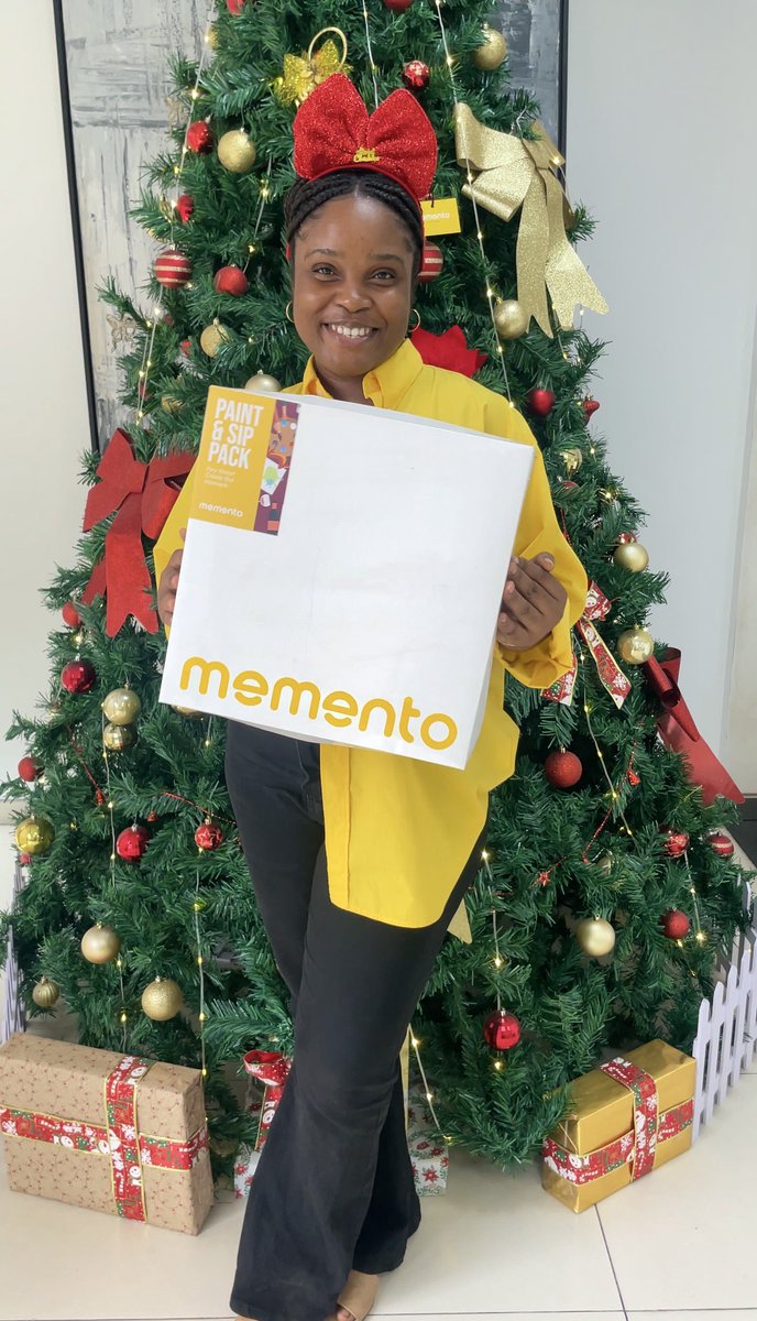 Memento_gh's tweet photo. Merry Christmas &amp; Happy Holidays🎄💛🥰🎅🏽 https://t.co/OCrNv2PkmI