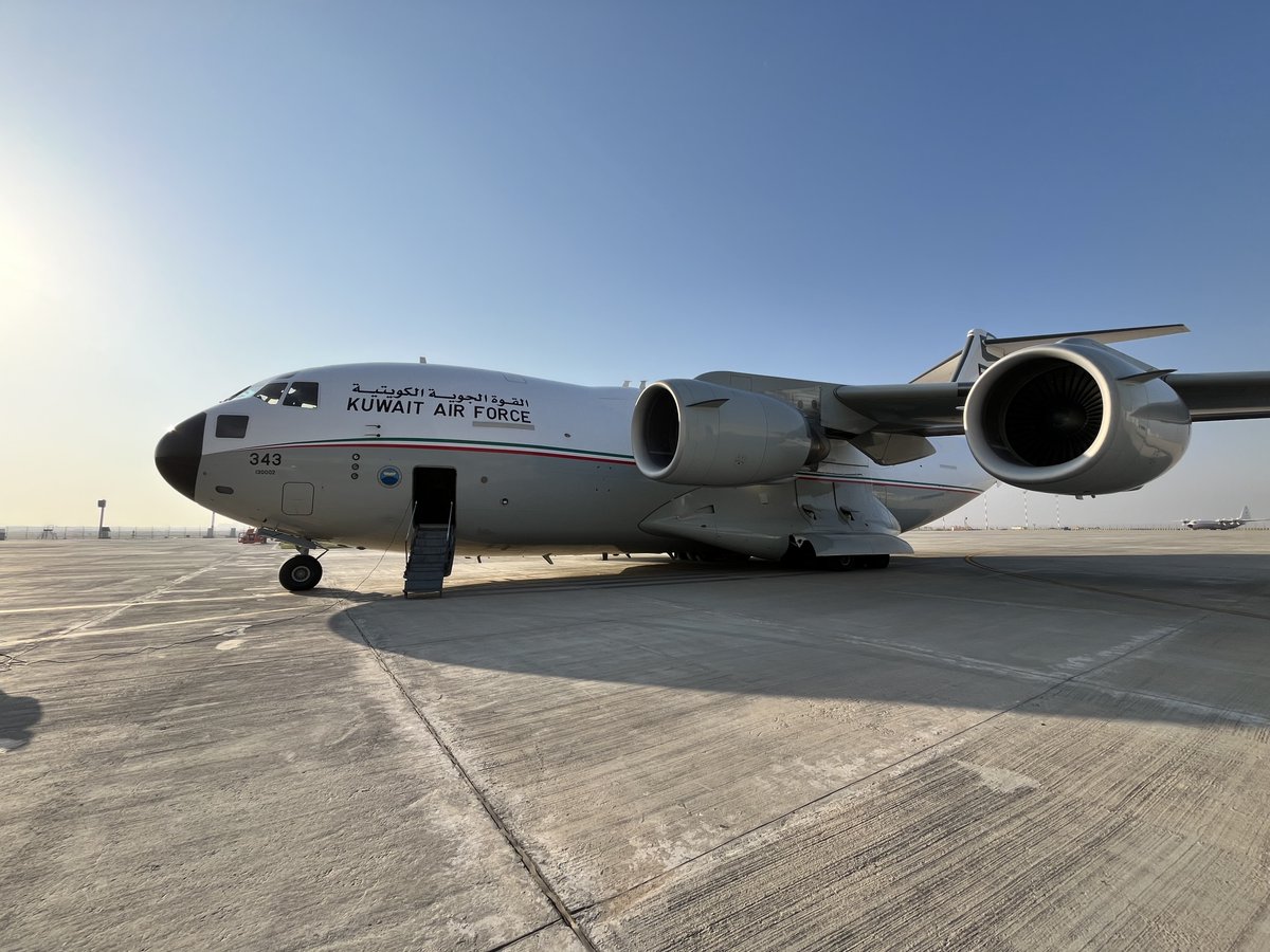 إقلاع الطائرة التاسعة من الجسر الجوي الكويتي لإغاثة الأشقاء في لبنان

- رئيس (جمعية الصفا الخيرية الإنسانية) محمد الشايع لـ(كونا): الطائرة تحمل 40 طنا من المواد الإغاثية والغذائية الأساسية

kuna.net.kw/ArticleDetails…

#كونا #الكويت