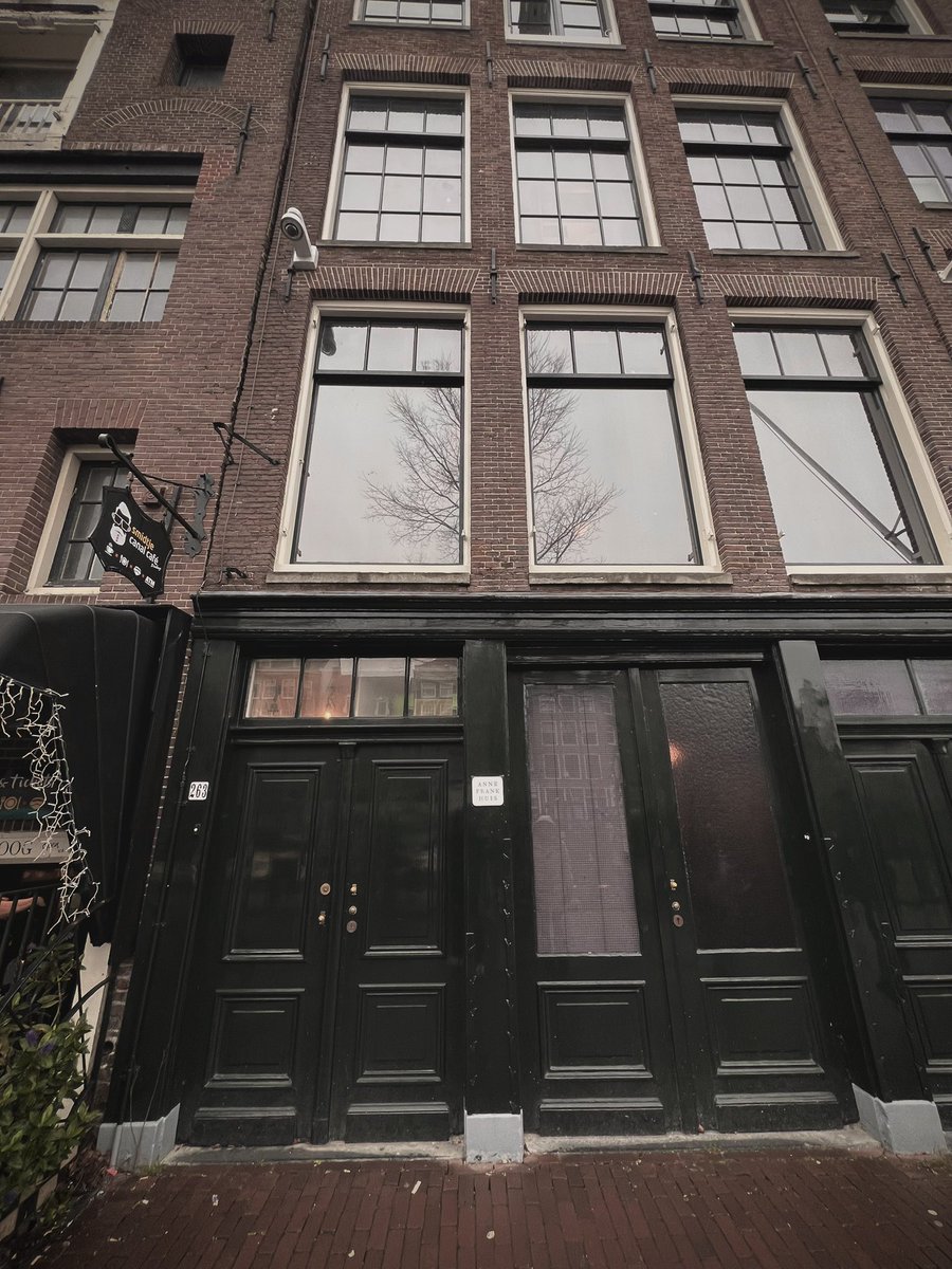 Gjoamd's tweet image. Amsterdam 🇳🇱  | Noche Buena 2K24 Ft. @karenaneet