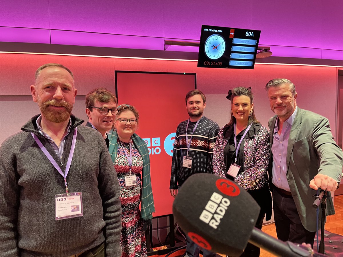 PetrocTrelawny's tweet photo. Happy Christmas. We are live @BBCRadio3 until one with pianist @alexdariescu, jazz vocalist Charlie Pine &amp; pianist Steve Lodder and the Choir of Holy Trinity Sloane Street. Plus @BBCSteveR plays piano in Moscow and the 88 year old pianist who has just passed Grade 8. Join us. https://t.co/zLSxPDpMmD