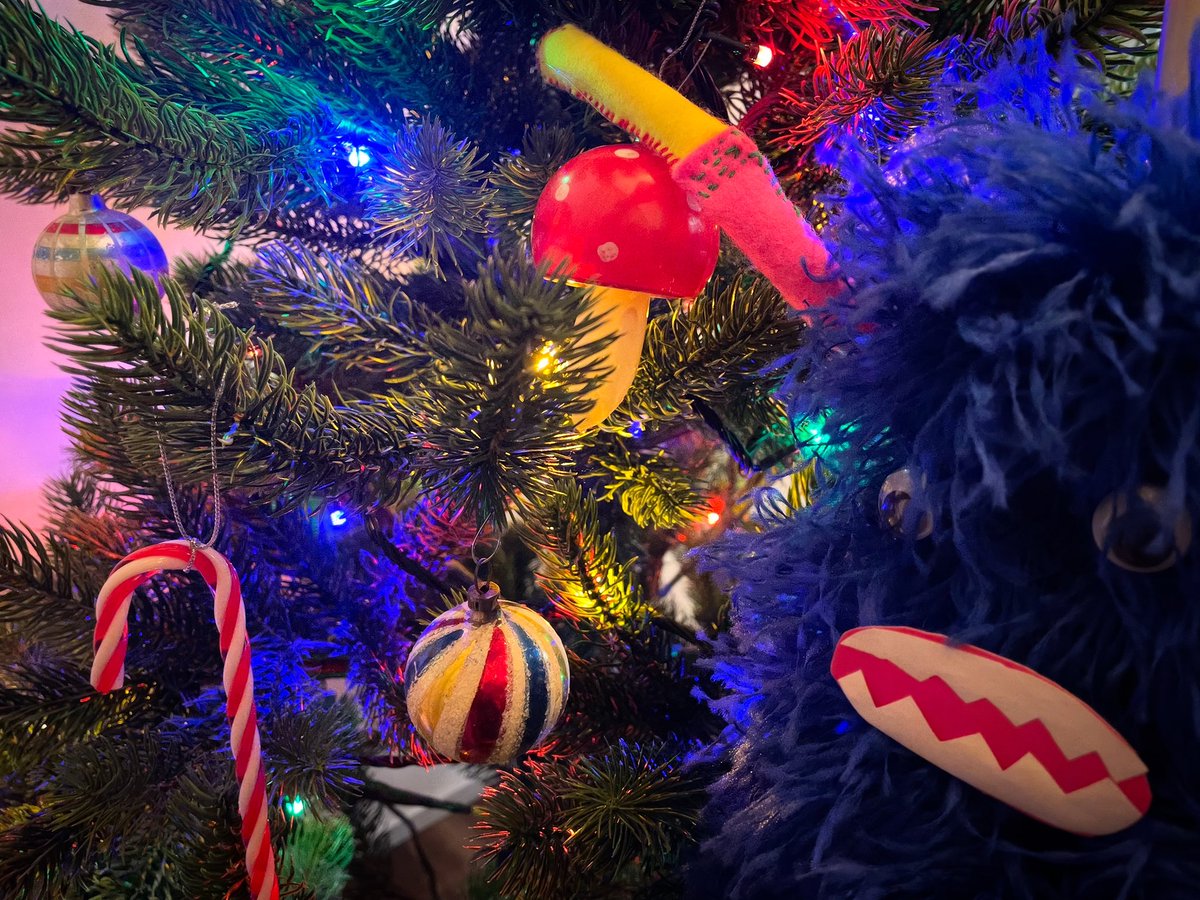 28majm's tweet photo. メリークリスマス🎄！
Přejeme Vám všem krásné a klidné Vánoce🎄❤️ https://t.co/NaZqlOvG4m