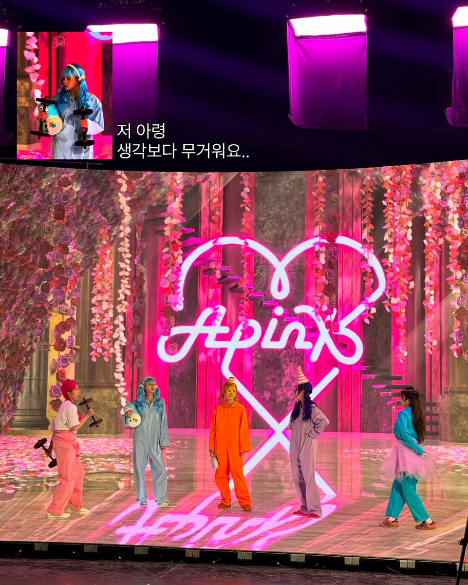 ✨ 241225 | _ohhayoung_ Instagram update

#에이핑크 #Apink (<a href="/Apink_2011/">Apink(에이핑크)</a>)
#오하영 #Hayoung (<a href="/Apinkohy/">오하영</a>)