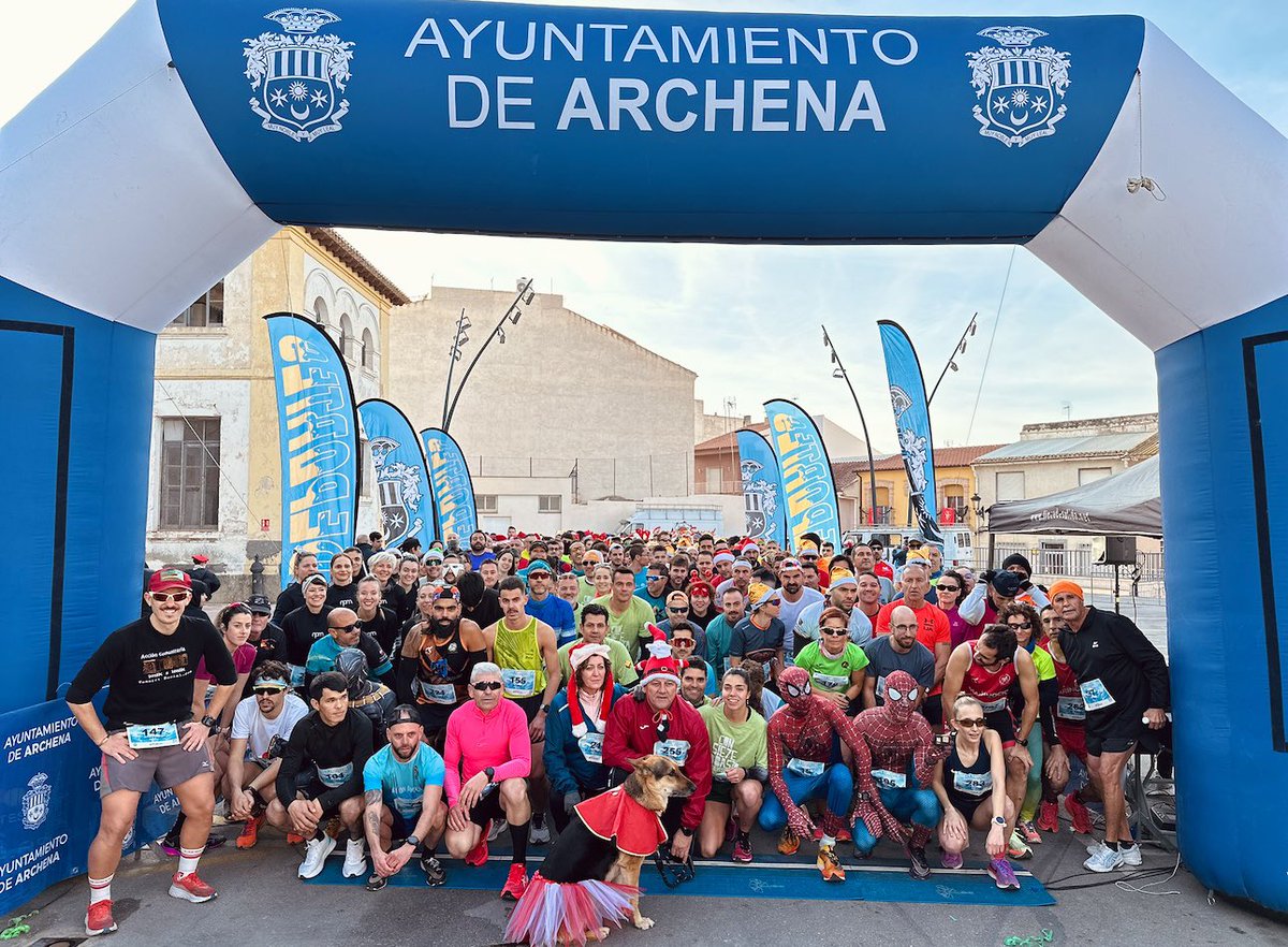 ¿Ya te has inscrito en la San Silvestre de Archena? 🎉🏃‍♀️🏃‍♂️

No te pierdas la carrera más divertida del año. Este domingo, a partir de las 10:00 h, salimos desde el parking del Miguel Medina. 

Inscripciones: lineadesalida.net/carreras/xv-sa…

#LaNavidadQueNosUne