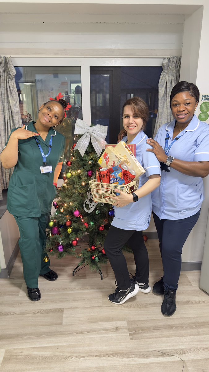 It’s the season to be jolly!
Our staff being treated and pampered for staying true to their commitment all year.
#MacCollaboration
<a href="/Lily_GMMH/">Lily Bowers</a>